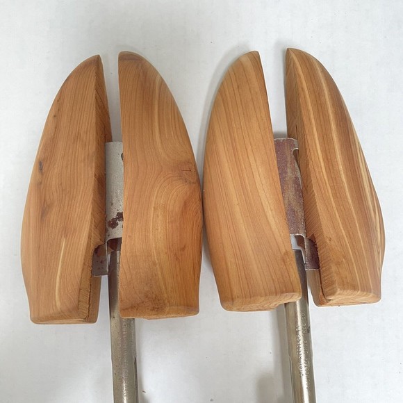 "Travel Tree" Men's Cedar Wood Shoe Trees, Size 5, Rochester Shoe Keepers, Exc. - Picture 6 of 7